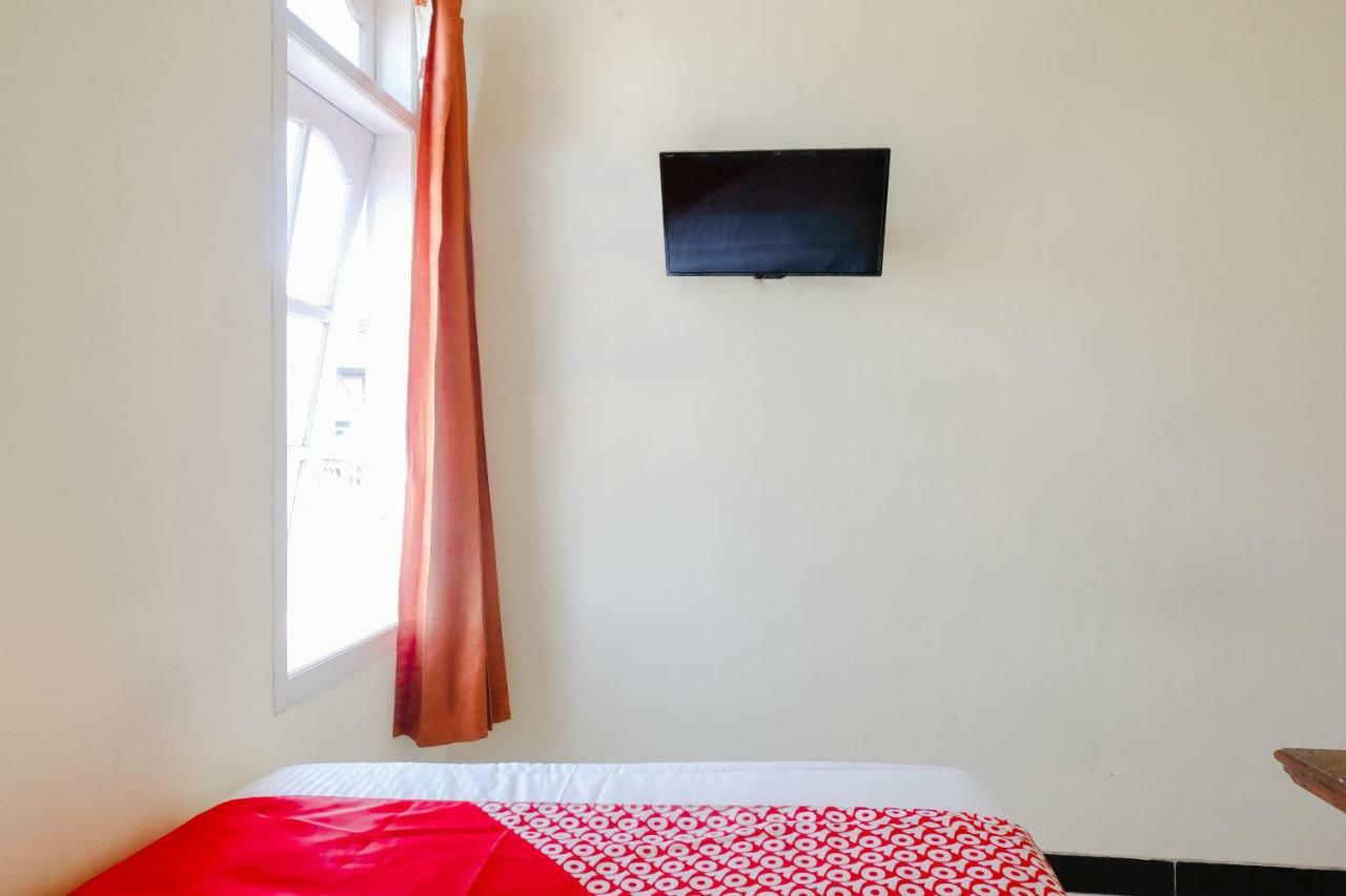 OYO 1351 Tanggulasi Resto&Residence Syariah Magetan Bagian luar foto
