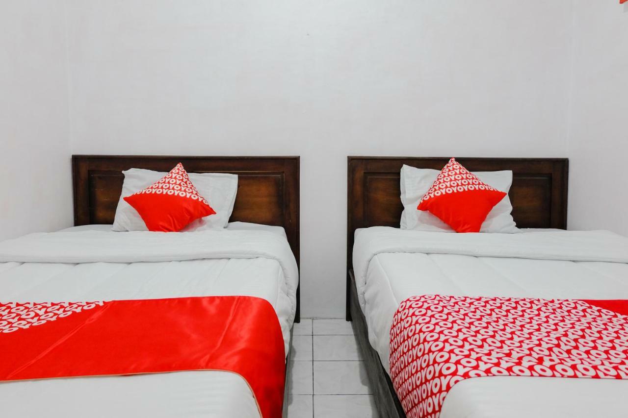 OYO 1351 Tanggulasi Resto&Residence Syariah Magetan Bagian luar foto
